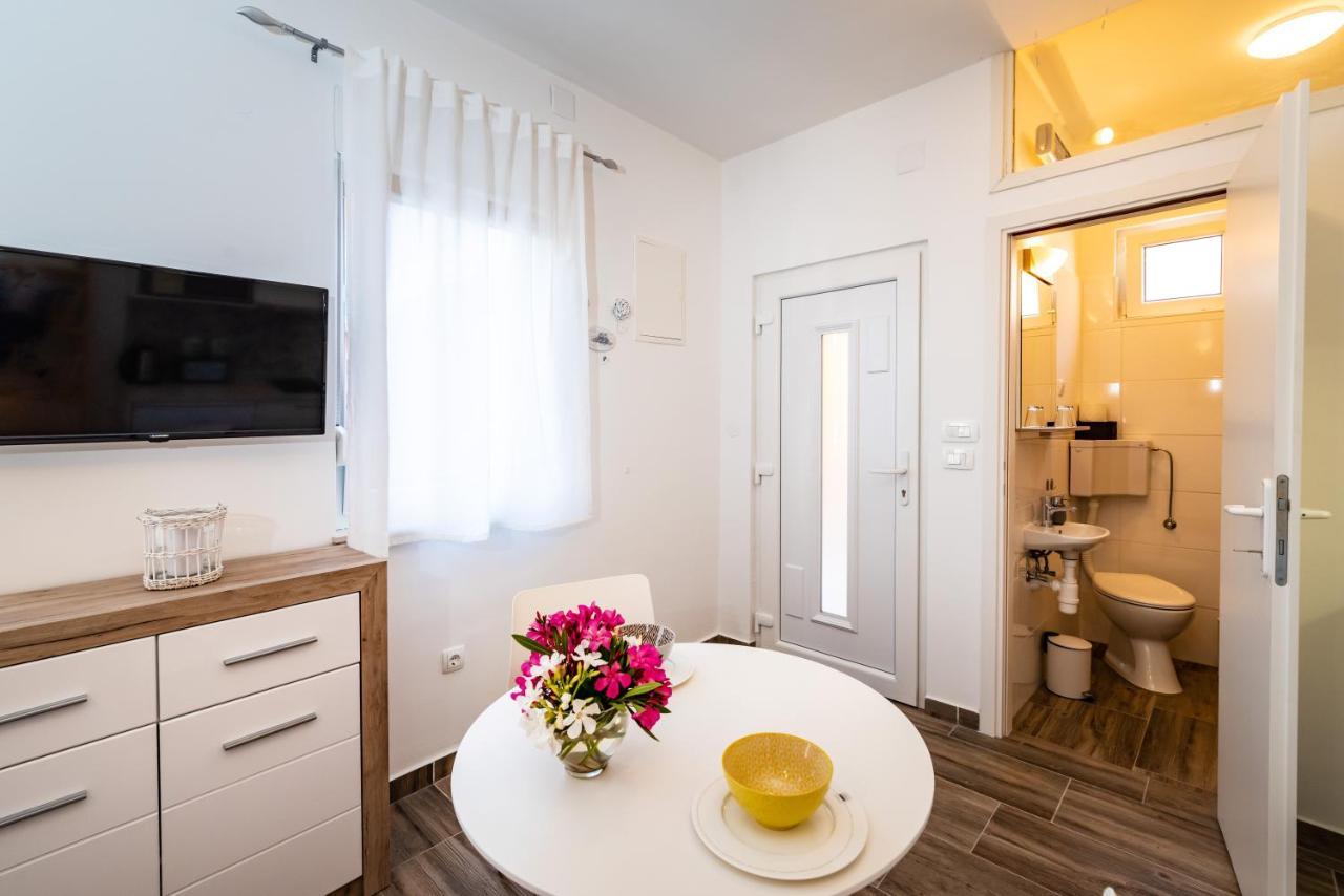 Studio Apartment Gina Задар Экстерьер фото